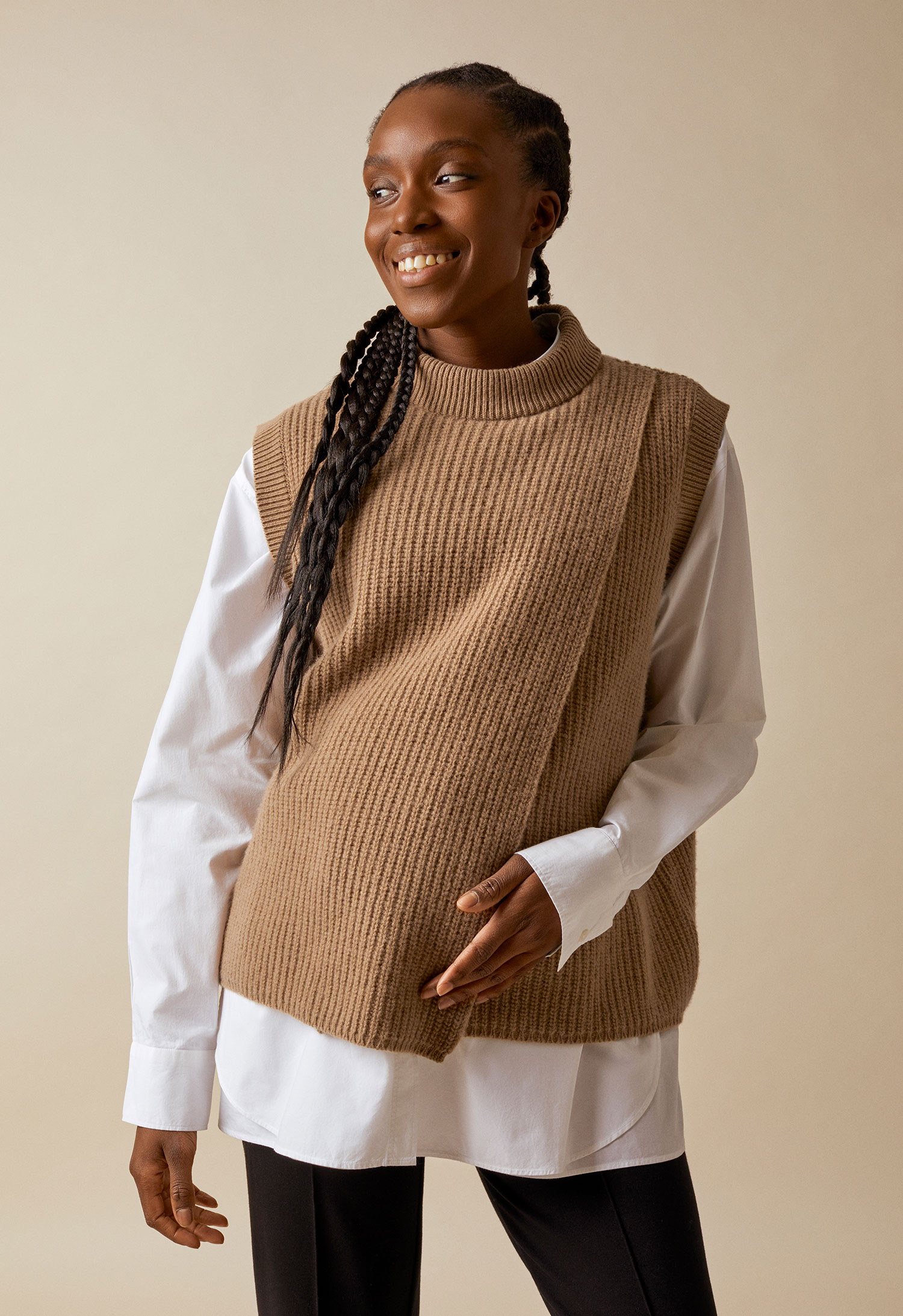 Wool vest with nursing access - camel