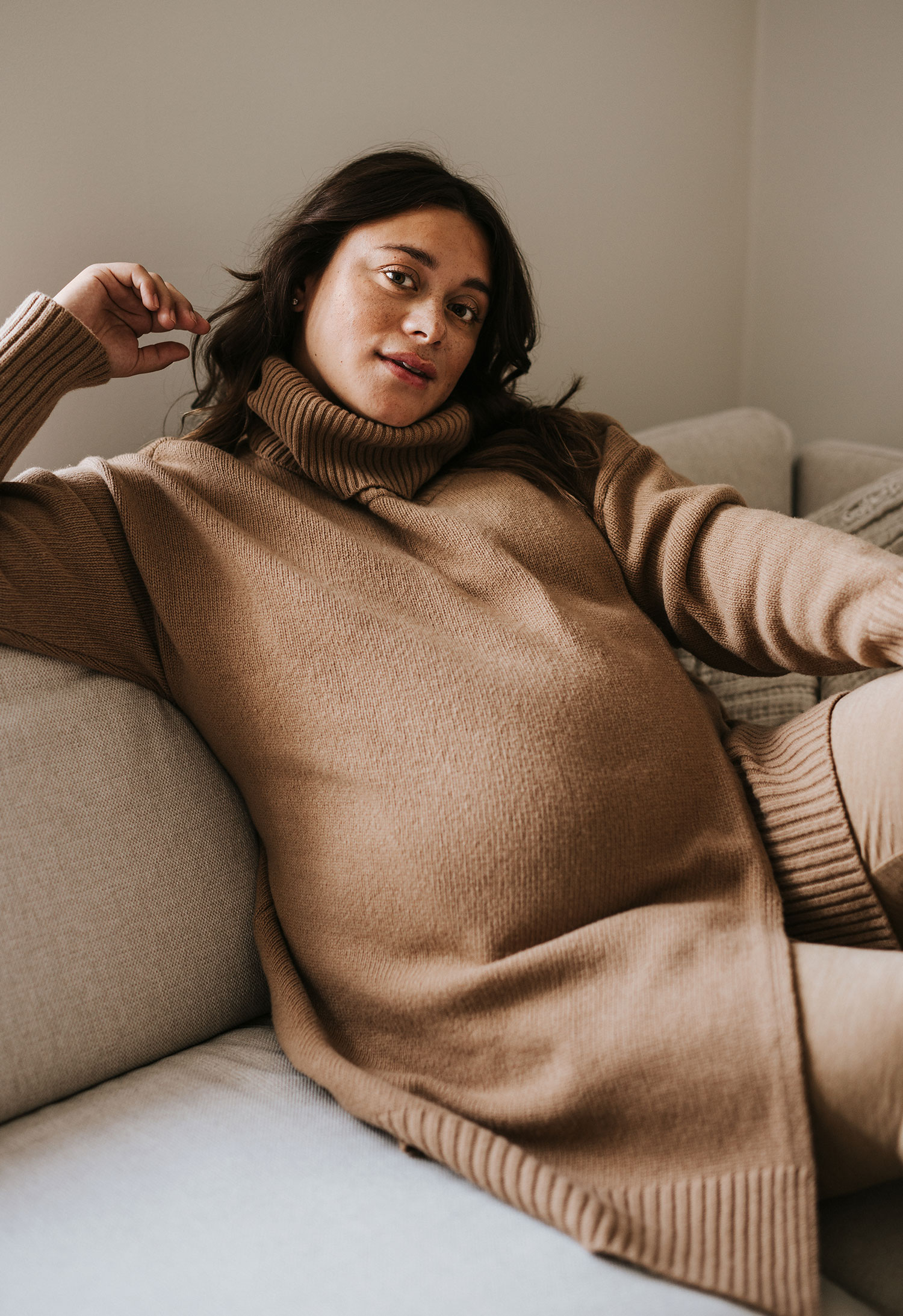 Oversized wool sweater with nursing access - camel product