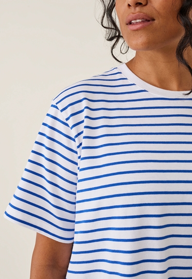Oversized maternity t-shirt with slit - White/blue stripe - XS/S (5) - Maternity top / Nursing top